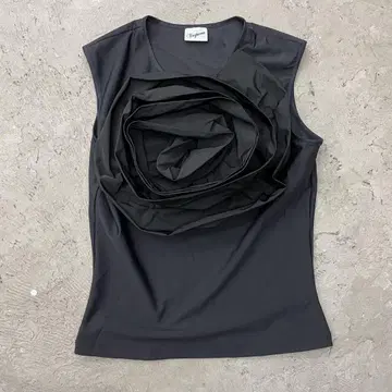 VAQUERA 24SS 장미 슬리브리스