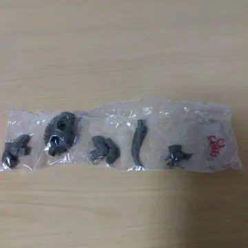 가샤폰 HGX 울트라 Q 파고스