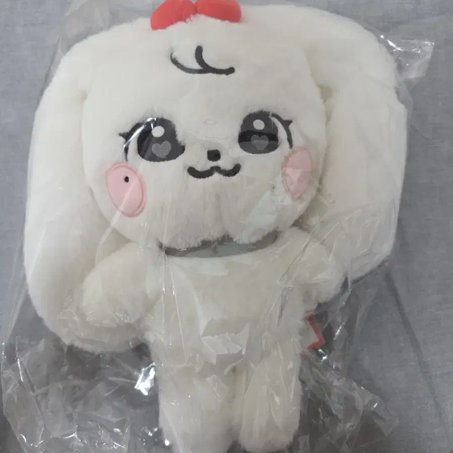 IVE | 아이브 Ive minive Cherry Fluffy Plush 30cm key ring