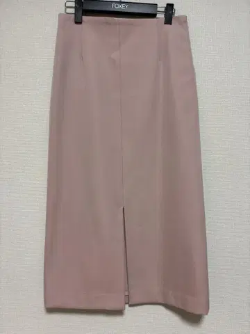 새상품급 Bailsey 핑크 타이트 스커트 슬릿