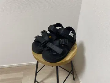 SUICOKE 샌들
