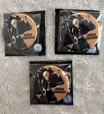 BLEACH WORLD 이치고 캔뱃지 3개 세트