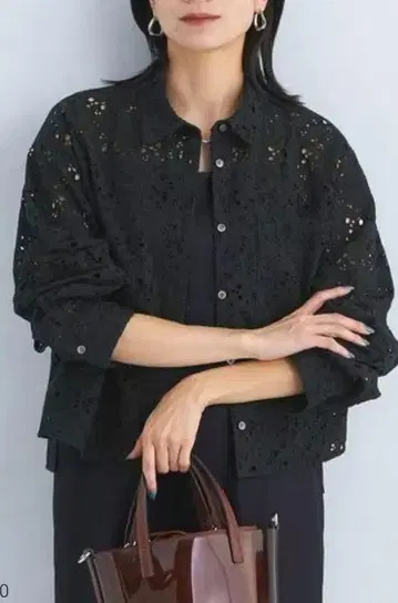 새상품 그린 라벨 릴랙싱 컷워크 레이스 셔츠