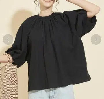 유나이티드 애로우즈 코튼 보일 개더 볼륨 6부 소매 블라우스