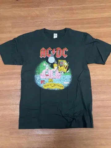 AC/DC 티셔츠