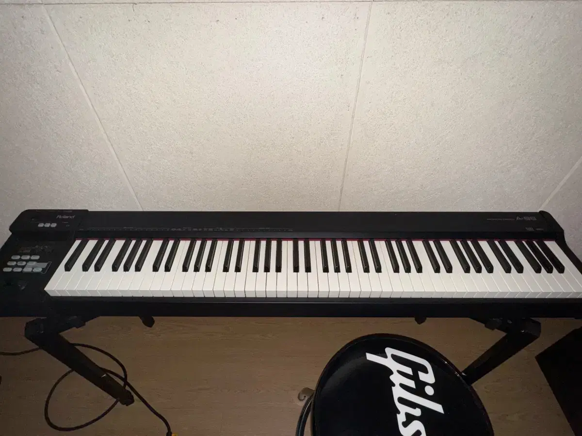 Roland A-88 MK1 Roland 88-key Master Keyboard
