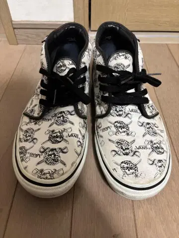 반스/CHUKKA(SK8) 스컬 파이리츠 28.5cm