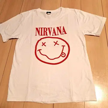 Nirvana 닐바나 프린트 로고 반팔 티셔츠 밴딩 티셔츠