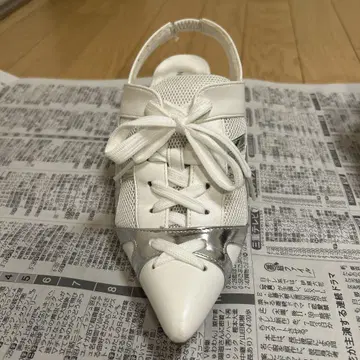 스니커즈 뮬