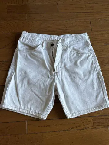 Wrangler RHC 화이트 숏 팬츠