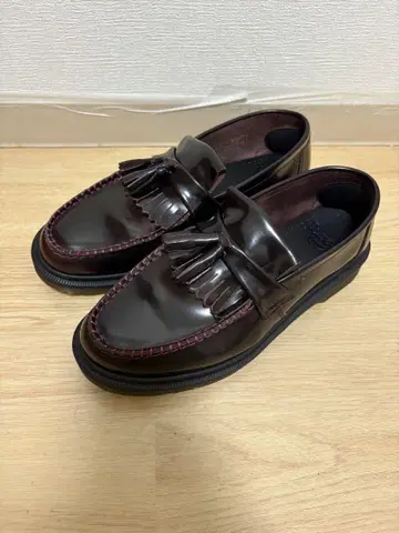 Dr. Martens 태슬 로퍼 체리 레드 UK 8