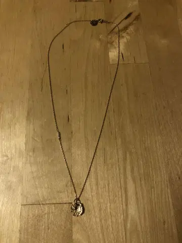 curva 펜던트 목걸이