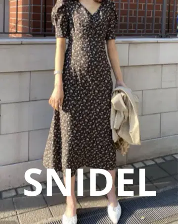 인기 상품 선착순! SNIDEL 꽃무늬 원피스