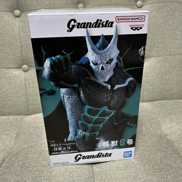 Grandista 괴수 8호 피규어