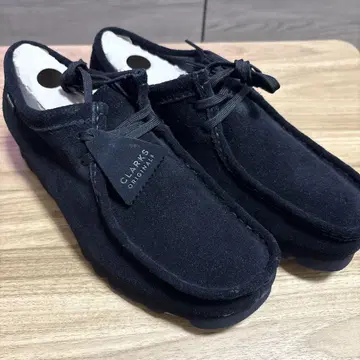클락스 Wallabee GTX 블랙 42