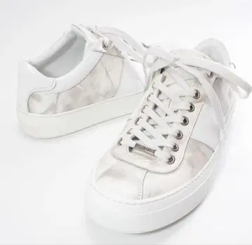 JIMMY CHOO 화이트 가죽 스니커즈
