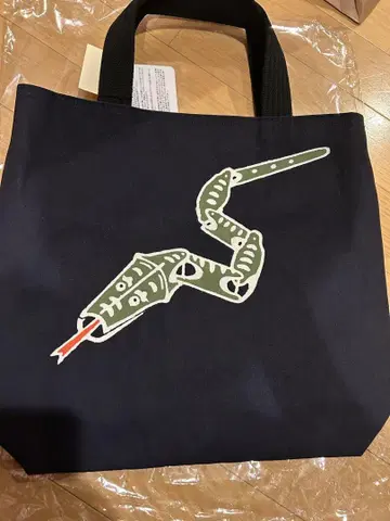 무형 문화재 군죠 혼센 와타나베 염색점 네이비 나염 손가방 백 뱀