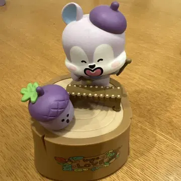 BT21 FIGURINE MUSIC BOX HOPE IN LOVE