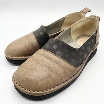 자비로운 비 센소유니코 슬립온 로퍼 가죽 브라운 23.0cm