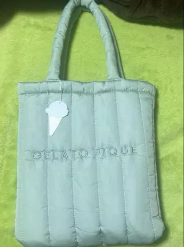 gelato pique 온라인 한정판 퀼팅 토트백 그린