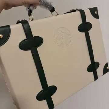 스타벅스 보스턴 백 크림색 트렁크