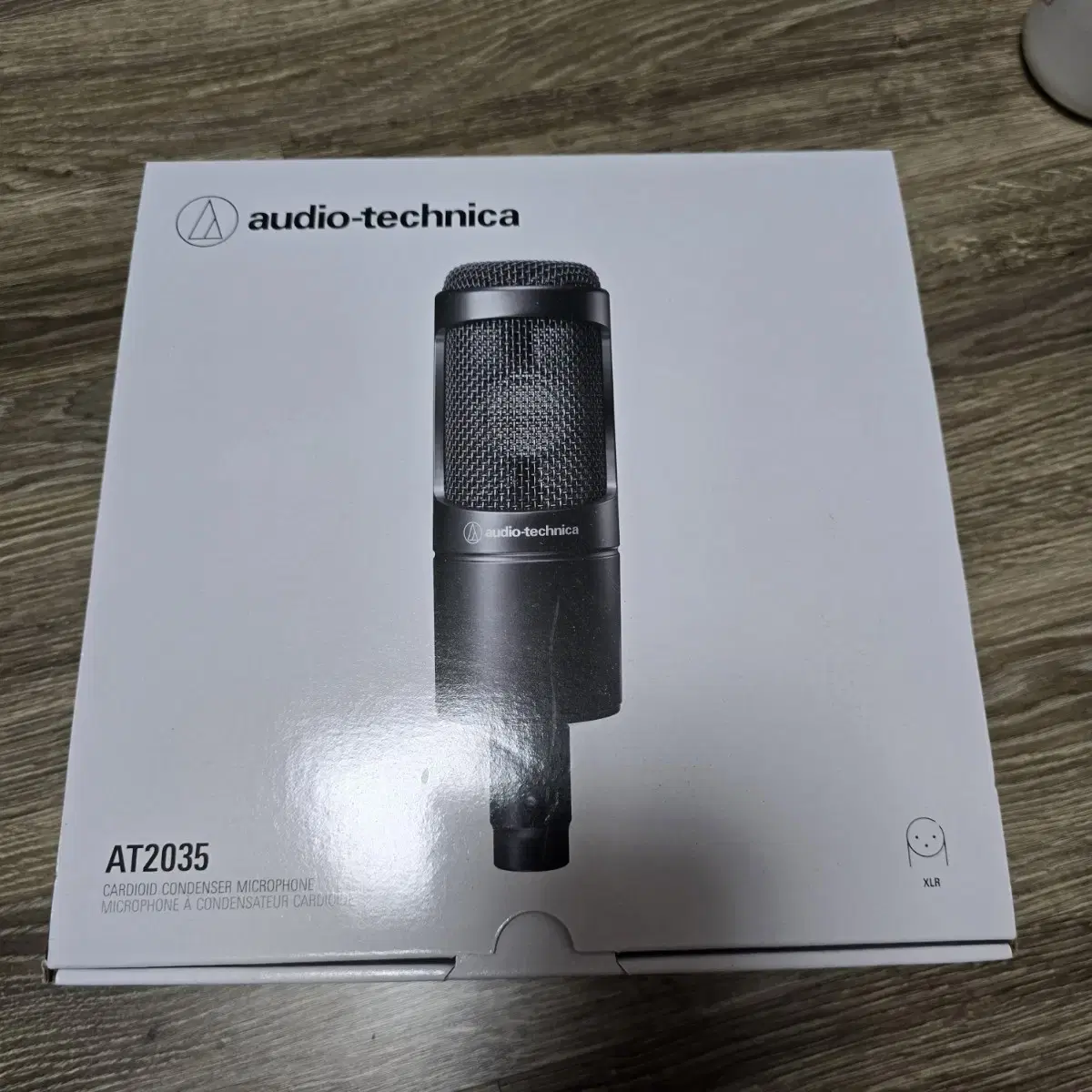 Audio-Technica AT2035 Microphone