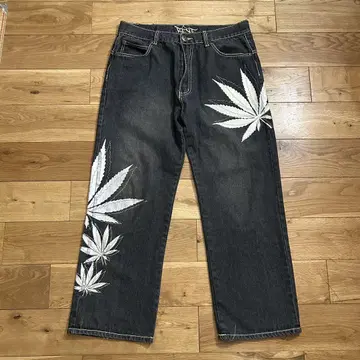 REVE JEANS 블랙 와이드 데님 w36 대마 잎 패턴