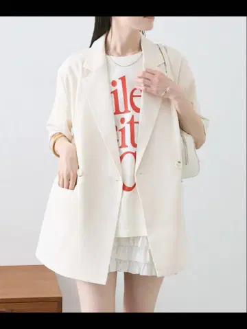 mystic 반팔 자켓 아이보리