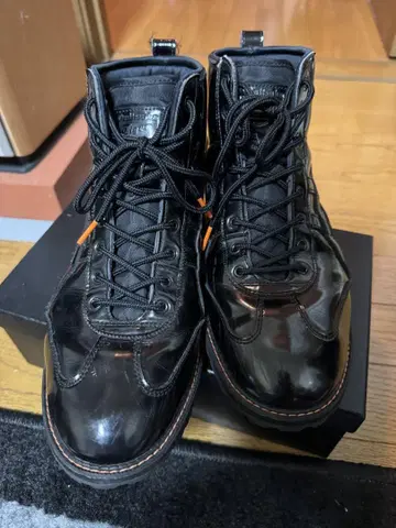 오니츠카타이거 린칸 부츠