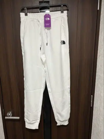 THE NORTH FACE 화이트 스웨트 팬츠