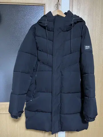 자라 블랙 다운 자켓 EU L