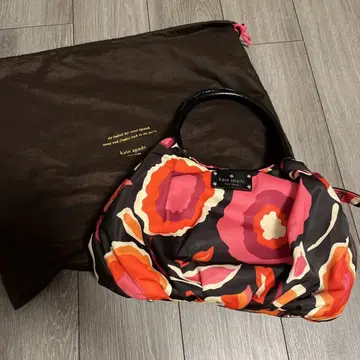 kate spade 플라워 무늬 백
