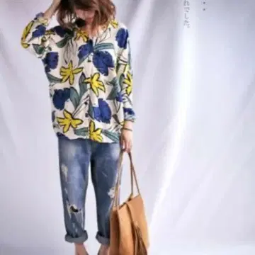 안티카 보타니컬 무늬 백 V 노카라 셔츠