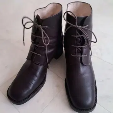 마가렛 호웰 24.5cm 브라운 가죽 레이스업 부츠 부티