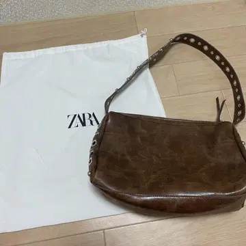 자라 백 스탭 브라운