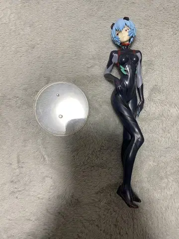 아야나미 레이 피규어