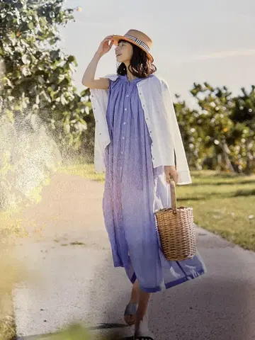 바람이 지나가는 세일러 원피스