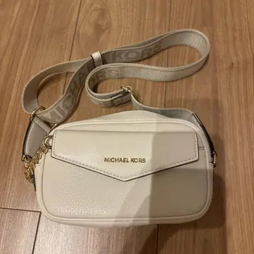 MICHAEL KORS 화이트 숄더백