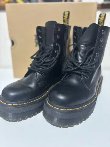 Dr. Martens/닥터마틴 JADON 8홀 부츠 24cm