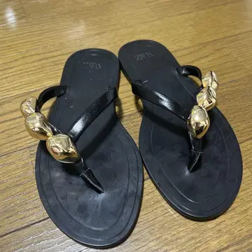 자라 샌들
