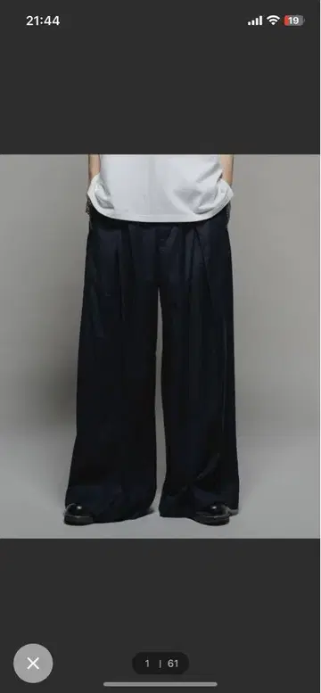 Shadow stripe baggy slacks 슬랙스