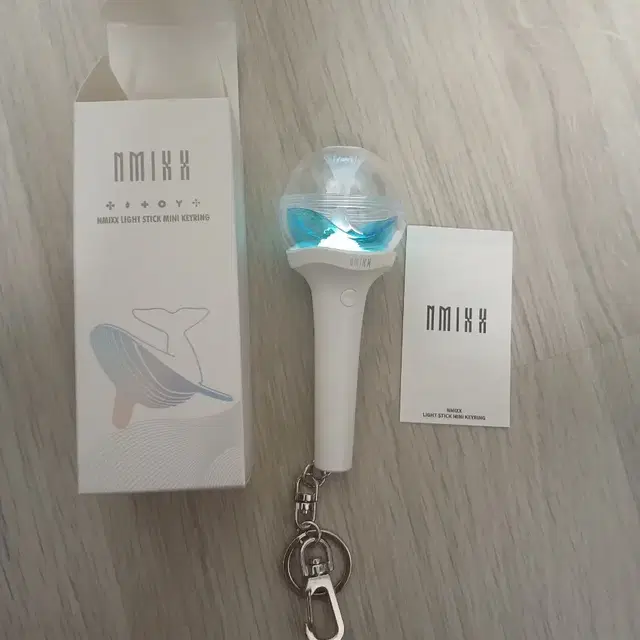 엔믹스 응원봉 키링