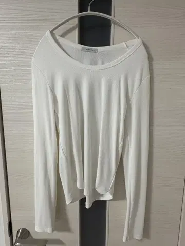 JEANASIS 화이트 긴팔 티셔츠