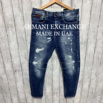 ARMANI EXCHANGE 데미지 가공 테이퍼드 스트레치 데님!