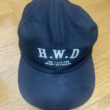 H.W.DOG 트래커 캡 블랙