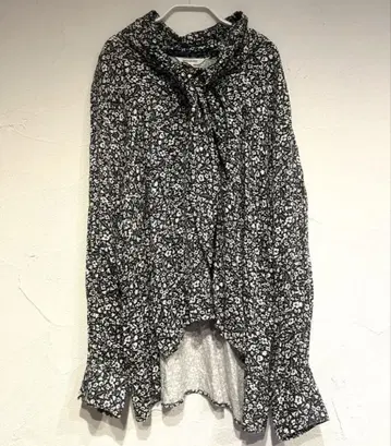 MOUSSY 꽃무늬 긴팔 셔츠 free 사이즈