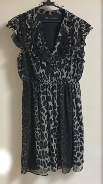 ZARA 자라 새상품급 원피스 프릴 레오파드 무늬 XL 허리 끈 분실