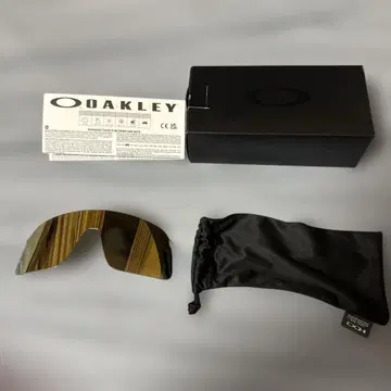 Oakley 오클리 수트로 라이트 교환 렌즈