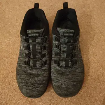 스케쳐스 SKECHERS 메모리 폼 스니커즈 25cm