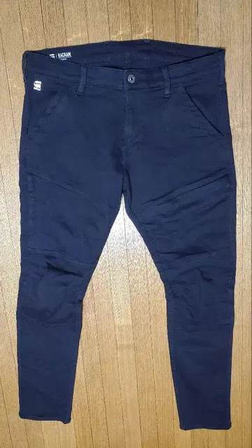 G-STAR RAW RACKAM 블랙 스키니 맨투맨 카고 데님